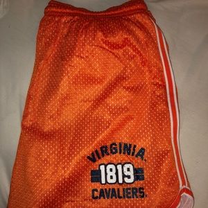 ⭐️ UVA orange gym shorts